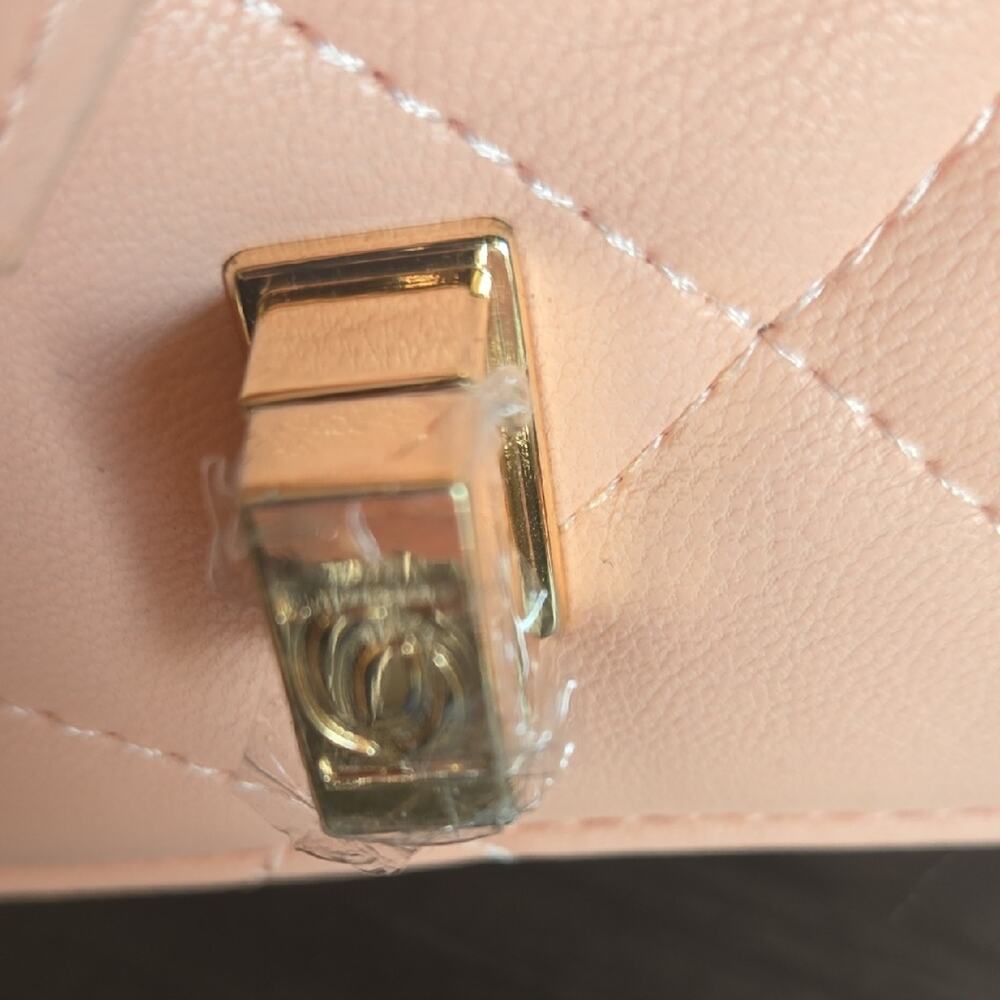 Bebe Elegant Pink Quilted Women's Crossbody Bag NWT Retail $89 - Picture 6 of 11
